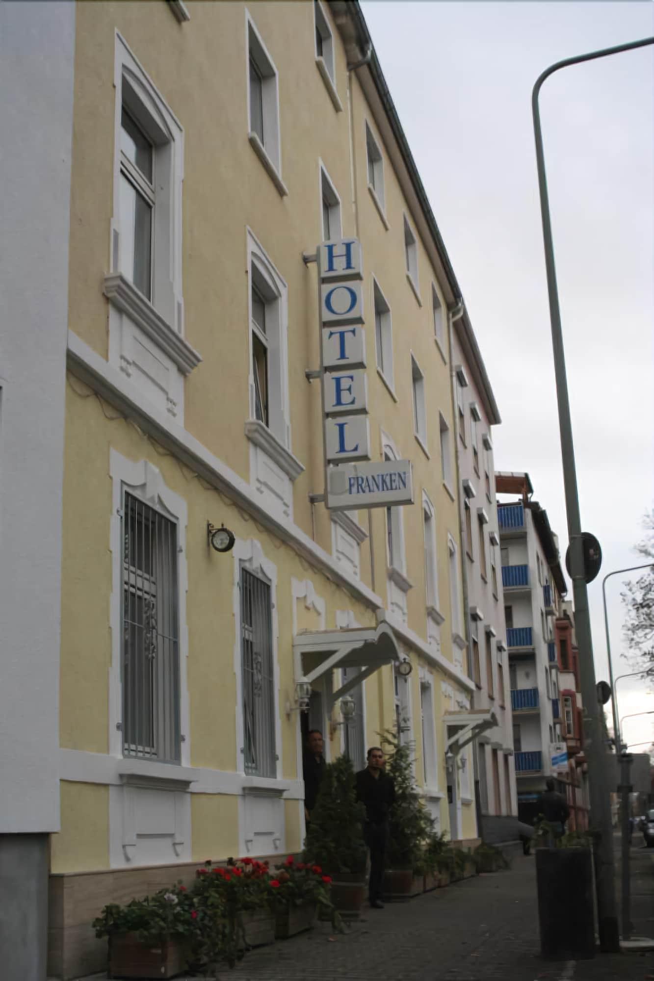 Hotel Franken An Der Messe Frankfurt nad Menem Zewnętrze zdjęcie